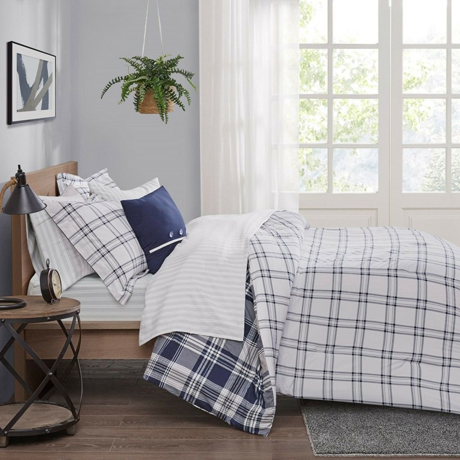 Bed & Bath * | Sconset Navy Plaid 8-Piece Reversible King Comforter Set Classical