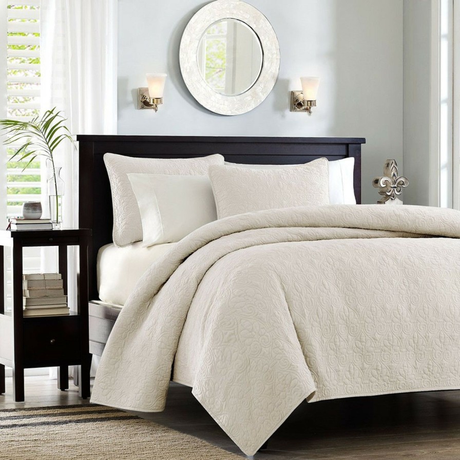 Bed & Bath * | Hudson Bay Cream Queen Size Coverlet Set Reliable Quality