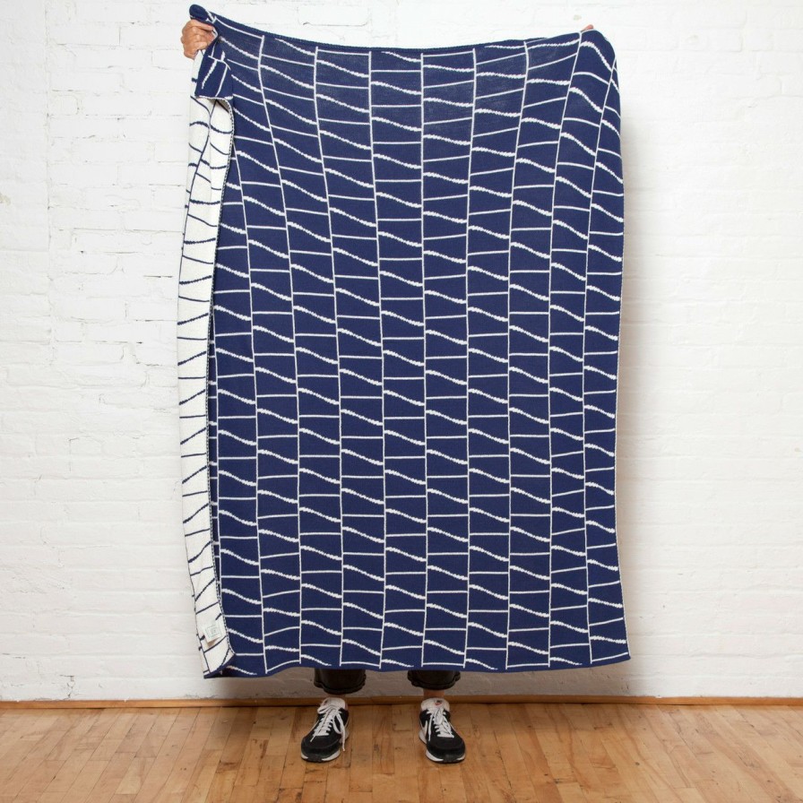 Bed & Bath * | Dark Blue Geo Wave Knit Reversible Throw Official